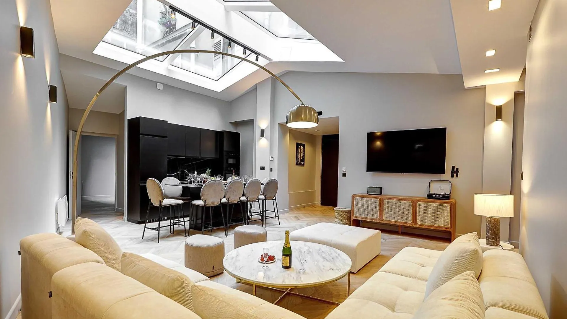 Elegant Apartment With Ac - 3Br-10P- Le Marais Paris